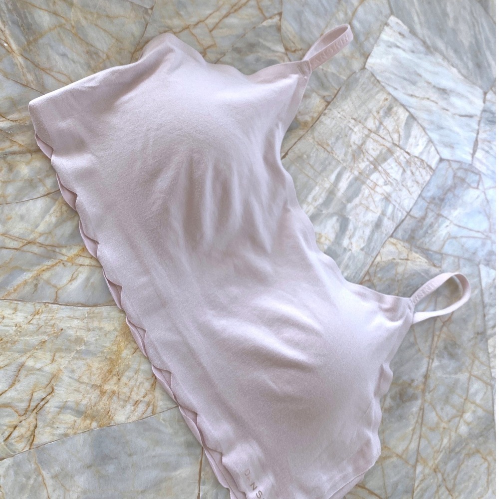 Danskin Seamless Scalloped Bralette Blush Pink Wireless Adjustable Straps